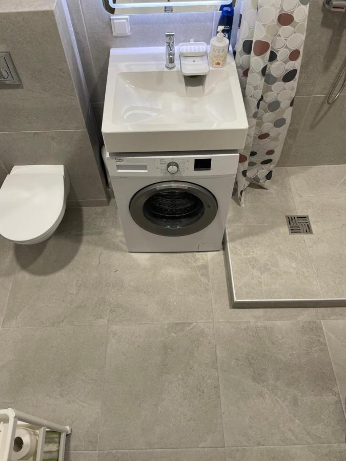 Airport Apartment 25 Self Check-In Fee Parking Vilna Exterior foto